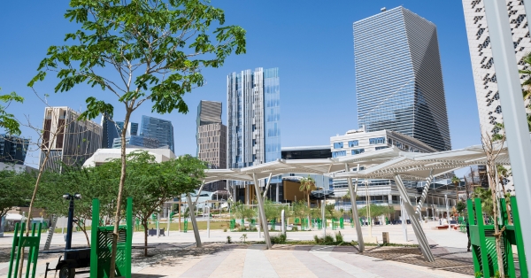 תכנון אקוסטי מתקדם: איך להפוך חללים ציבוריים לנעימים, ברורים ושקטים באמת